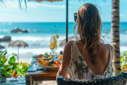 Where to go for food and drinks near the beach